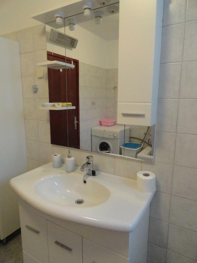 Tona Apartment Rovinjsko Selo Exterior foto