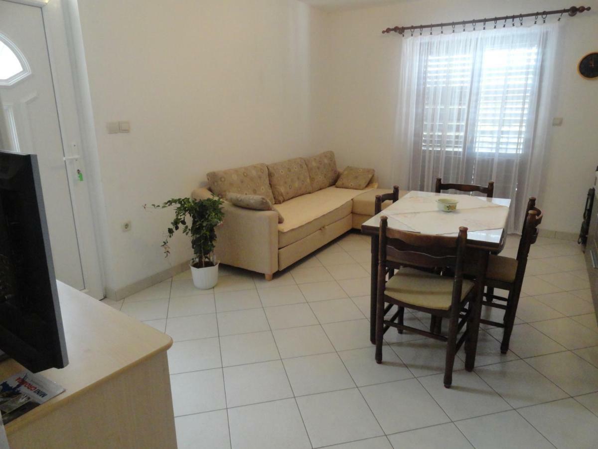 Tona Apartment Rovinjsko Selo Exterior foto